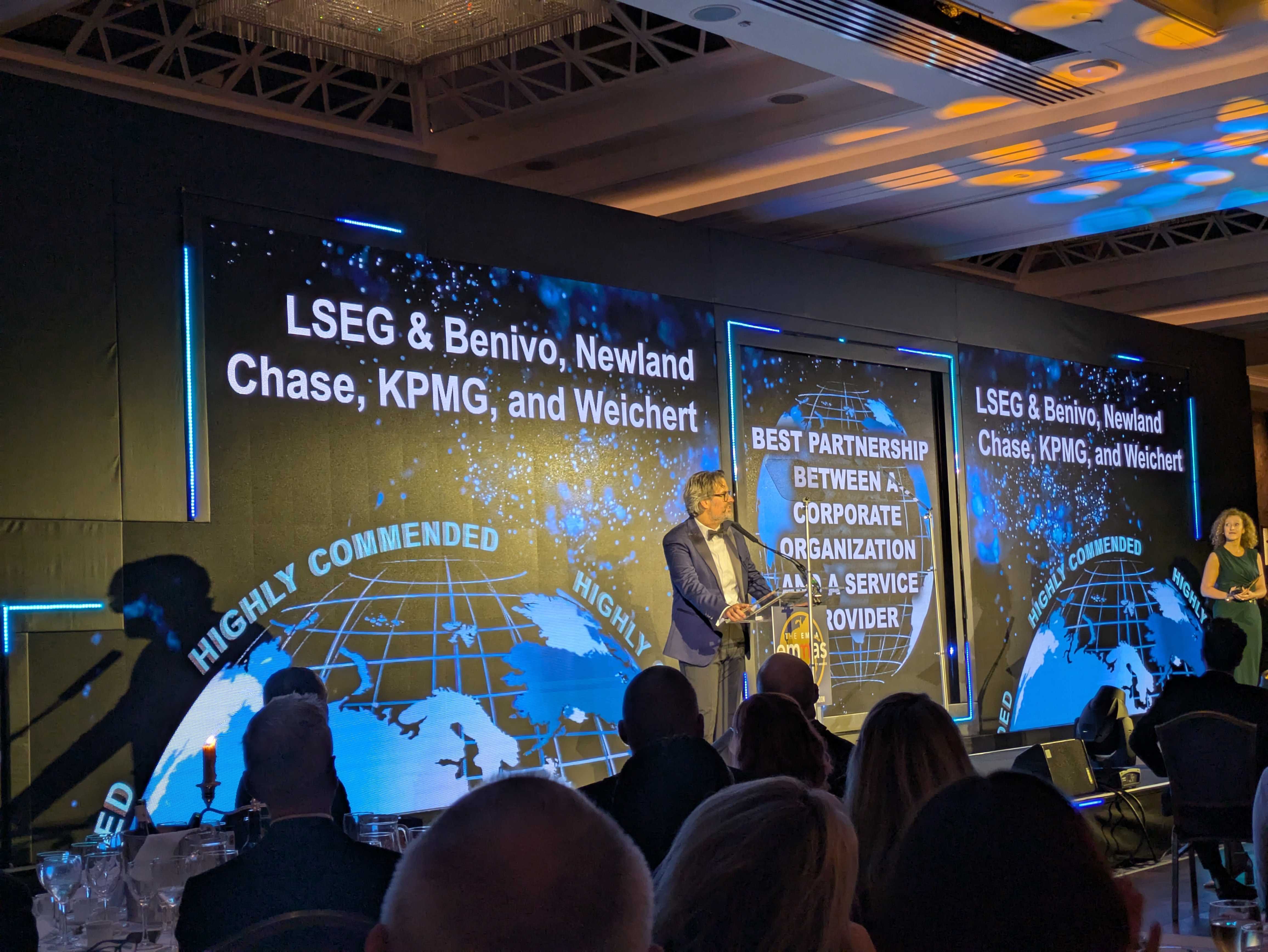 PXL_20251021_210924359